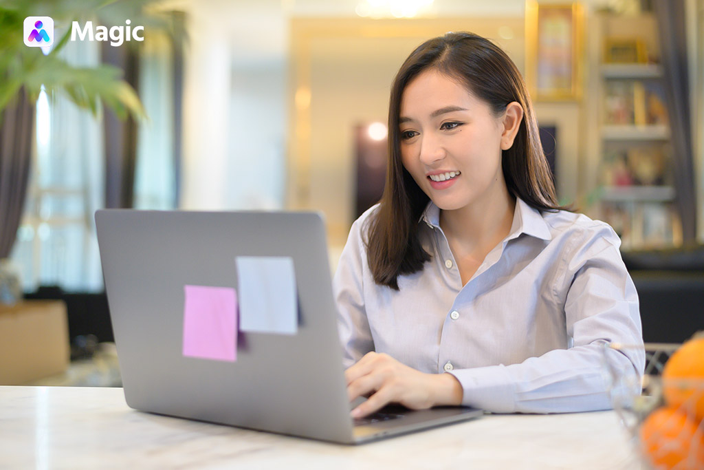 Virtual assistant doing clerical tasks